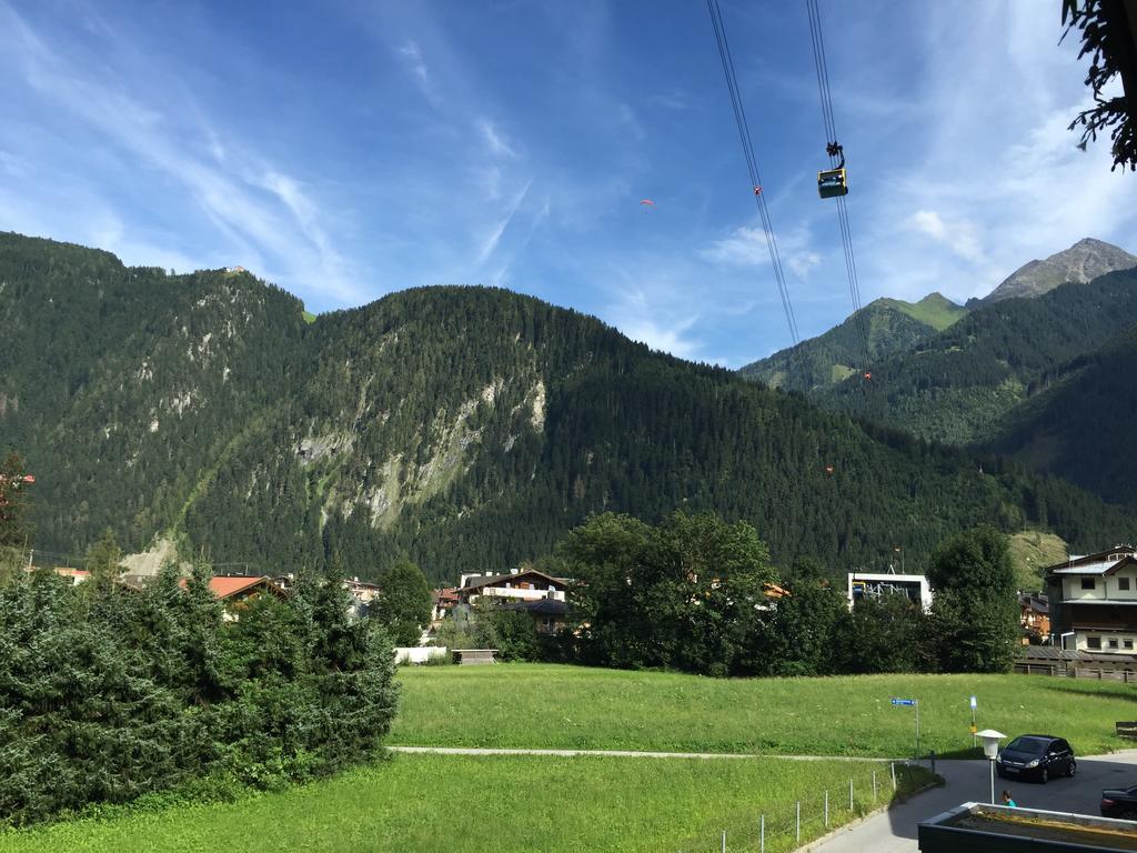 Royal Waldfeld Lägenhet Mayrhofen Exteriör bild